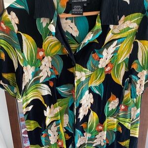 Women’s Tropical Hawaiian Shirt - Black and Green